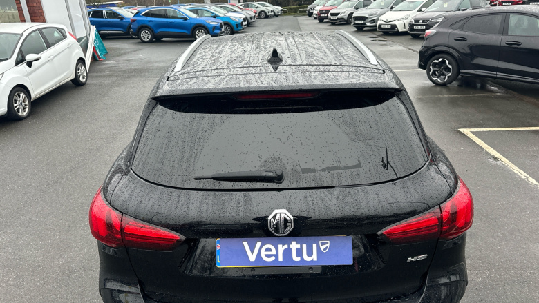 MG HS 1.5 T-GDI Trophy 5dr DCT Petrol Hatchback